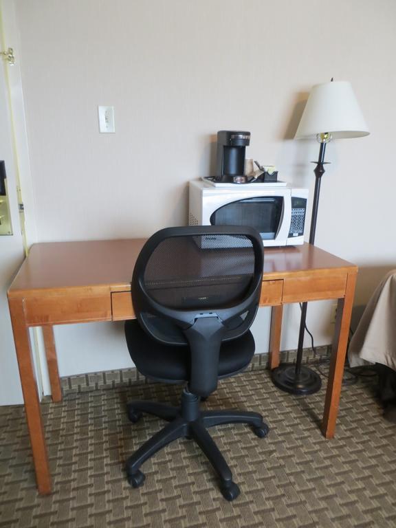 Travelodge By Wyndham Thunder Bay On Екстериор снимка