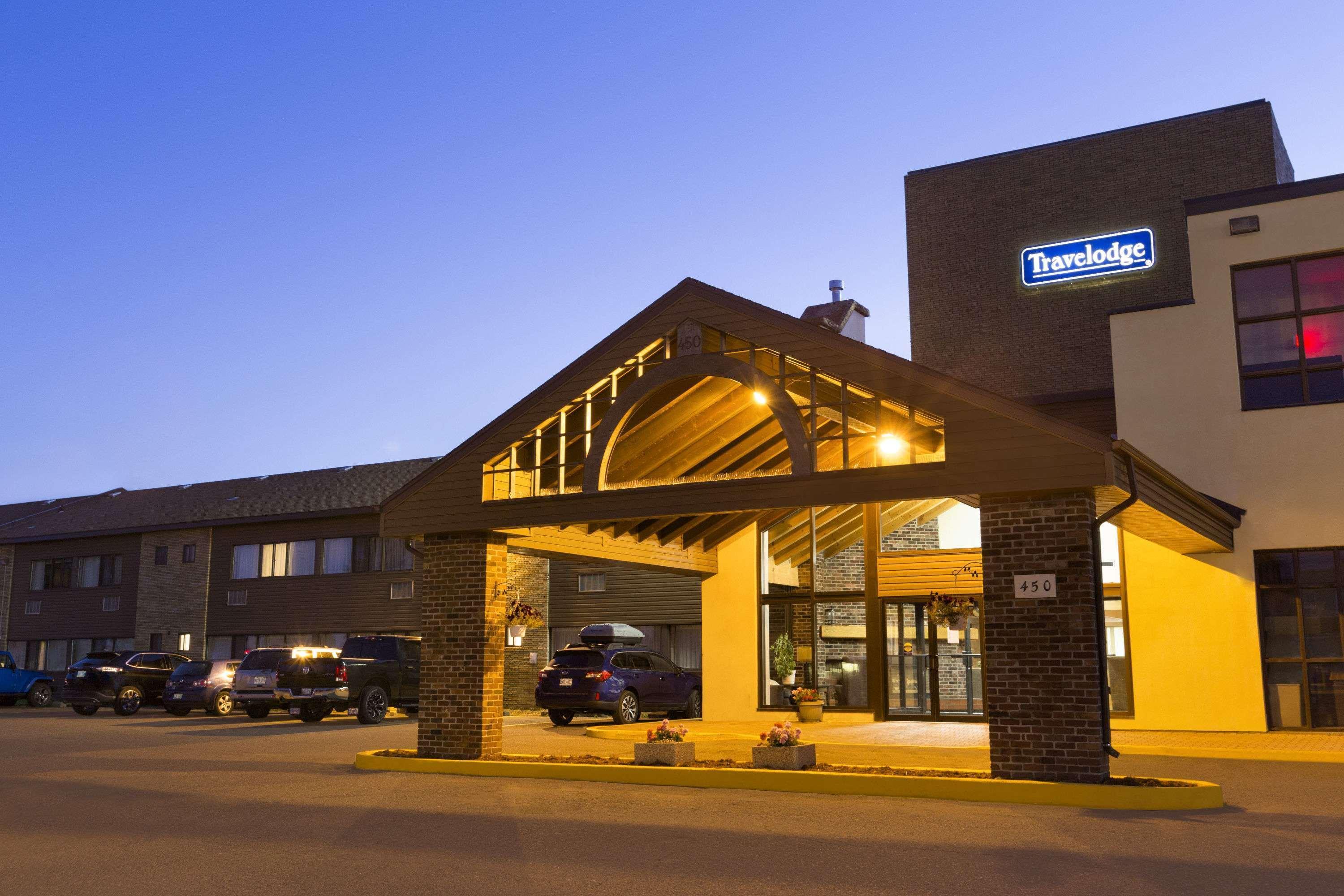 Travelodge By Wyndham Thunder Bay On Екстериор снимка